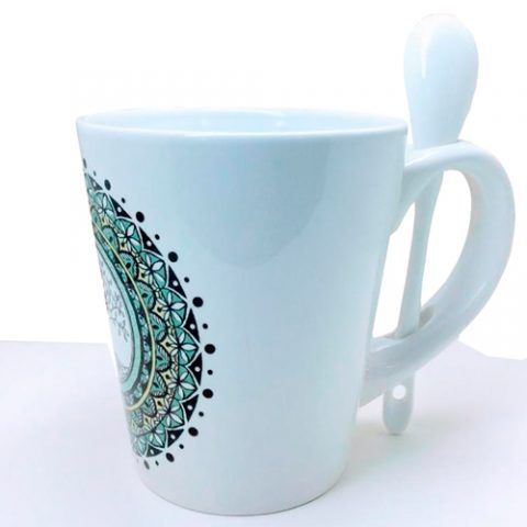 Taza cónica con cuchara