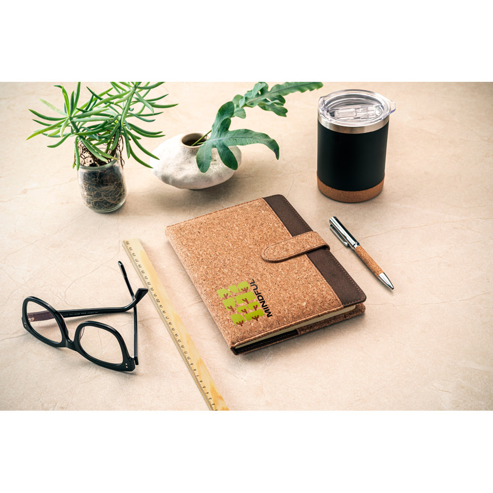 Libreta A5 de corcho y poliéster reciclado (100% rPET) con bloc de notas extraíble Dingfield - Imagen 8